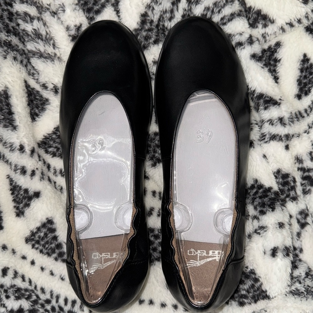 Dansko Kira Ballet Flats black leather women 39